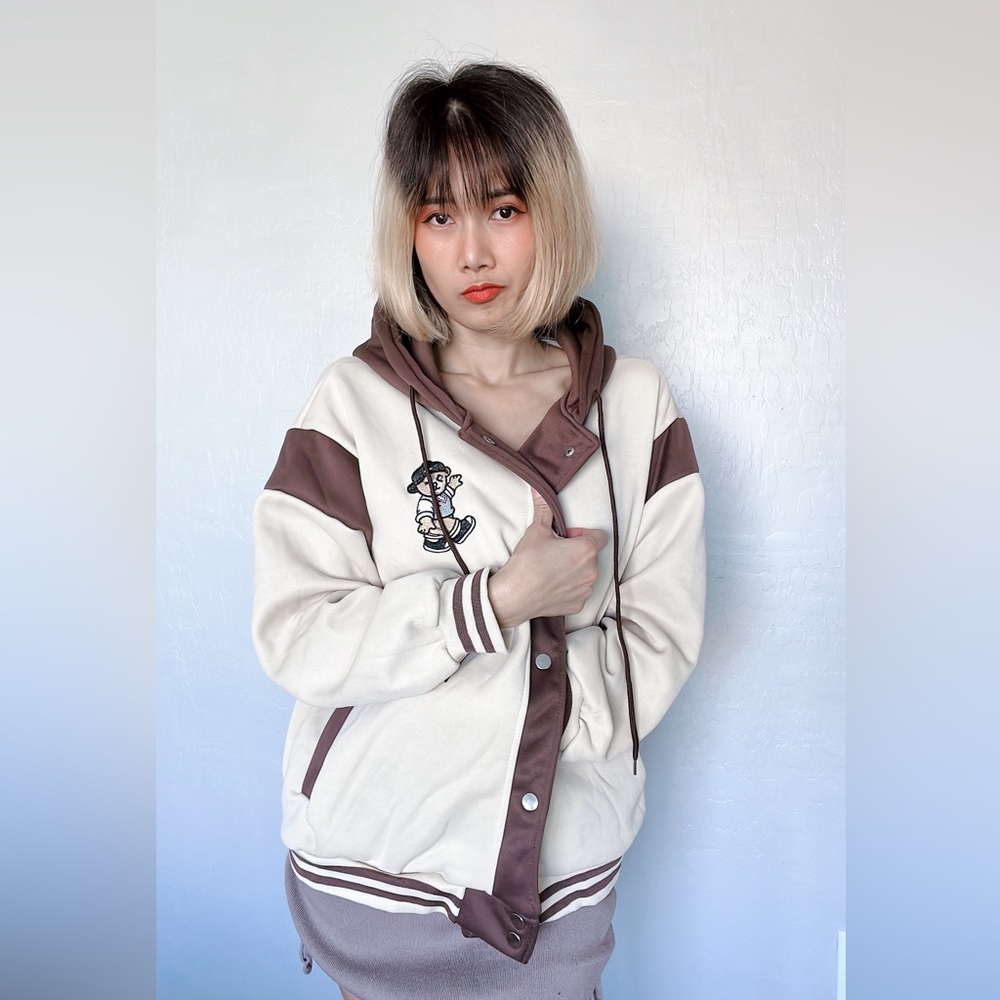 BRAND NEW! Brown sweater